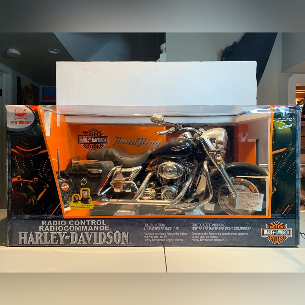 Rare Collectible New Bright Harley Davidson Road King RC - Excellent Condition
